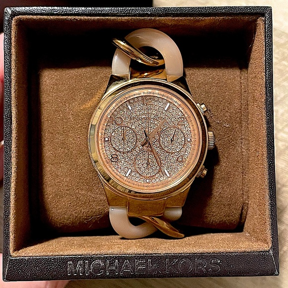 Rose Gold chain-linked Michael Kors Watch